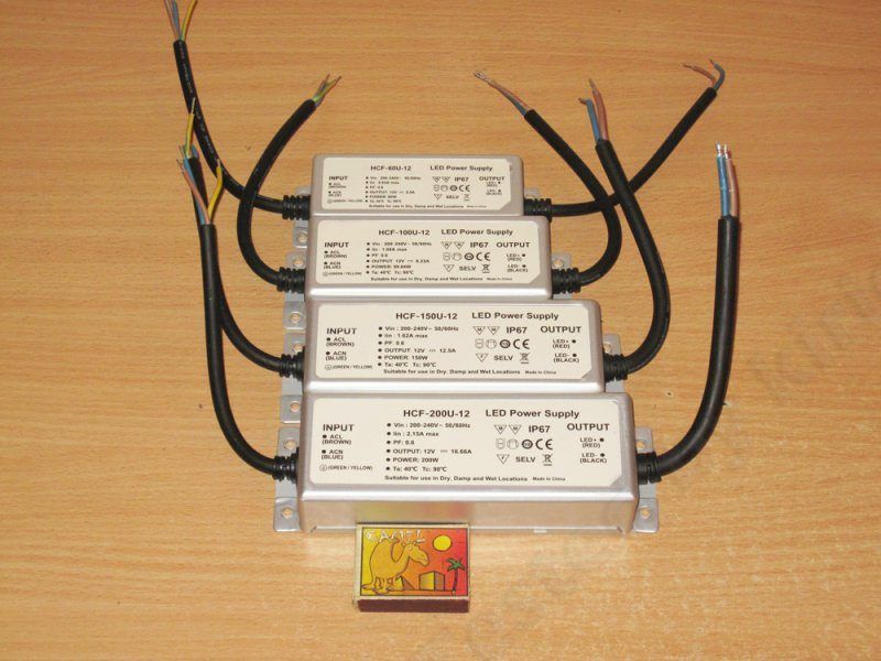 Четыре блока питания 12 вольт 60, 100, 150 и 200ватт Четыре блока питания 12 вольт 60, 100, 150 и 200ватт