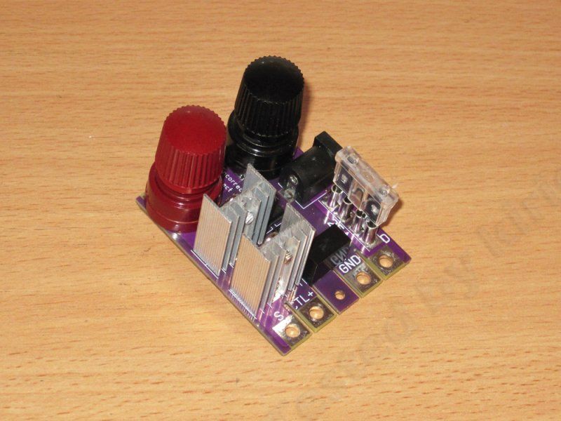 Плата защиты и коммутации зарядного устройства для нагрузок Atorch Плата защиты и коммутации зарядного устройства для нагрузок Atorch